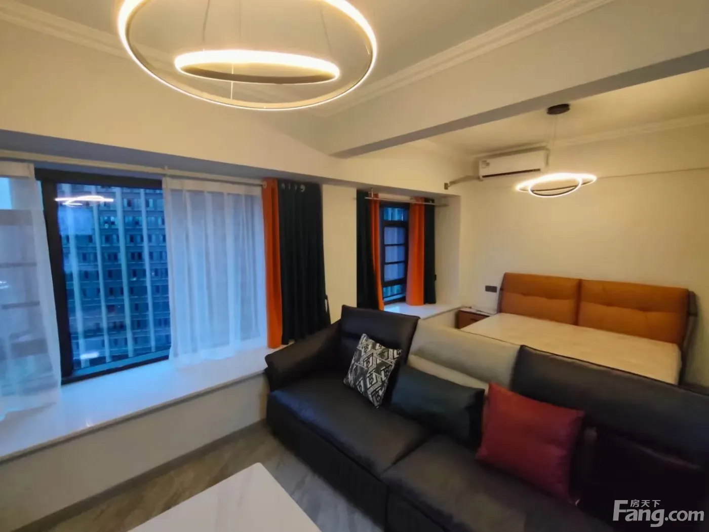 高新中和镇长冶南阳御龙府 1室1厅 51㎡ 2500元/月