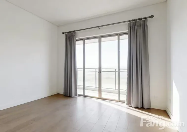 幸福桥地铁口125平三居室 业主直租3000/月