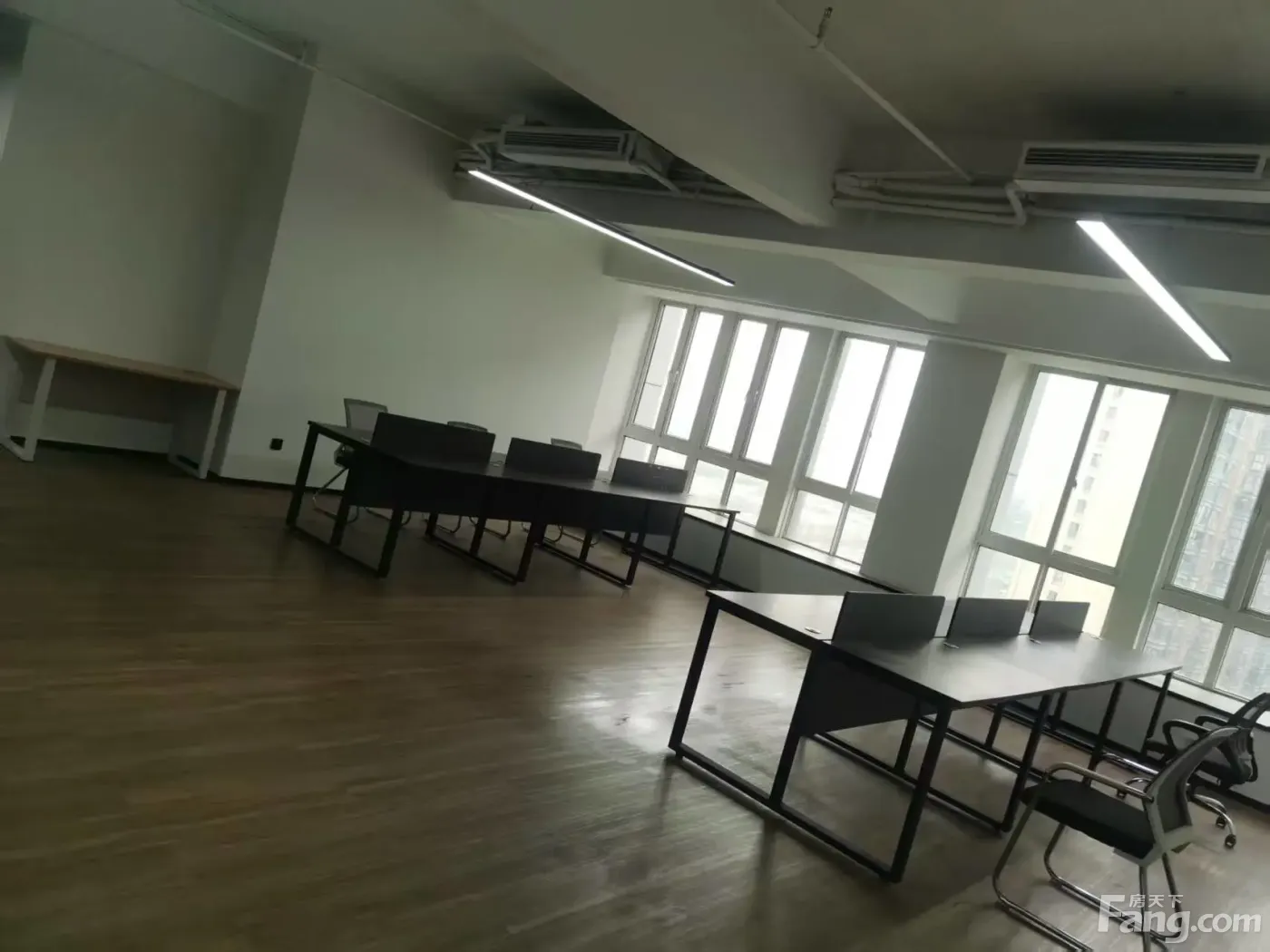 金牛凤凰山绿地红星国际广场 商业综合体楼甲级135