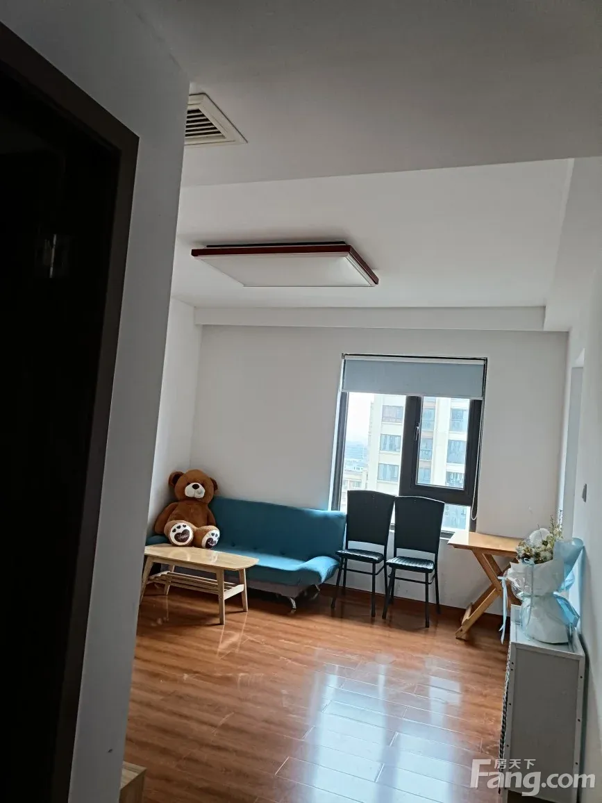 奉化岳林时代尚府70平方米 2室1厅1卫