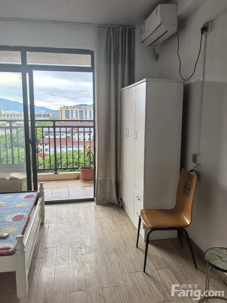 奉化商圈艾盛春天里38平方米 2室1厅1卫