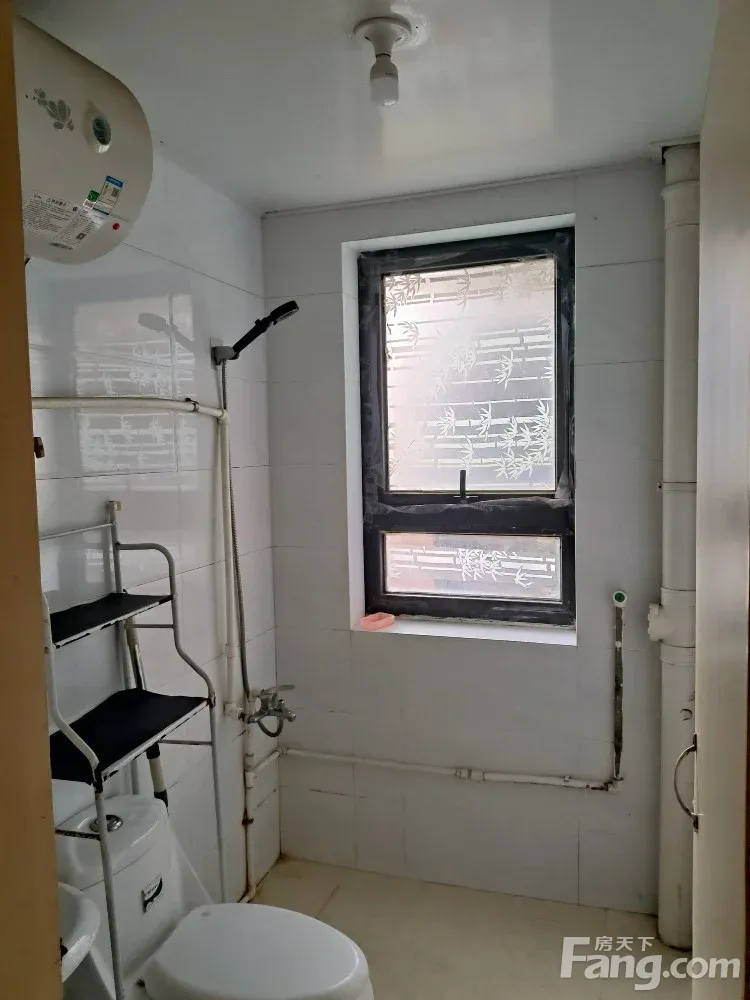 江北日湖公园三水湾60平方米 1室1厅1卫