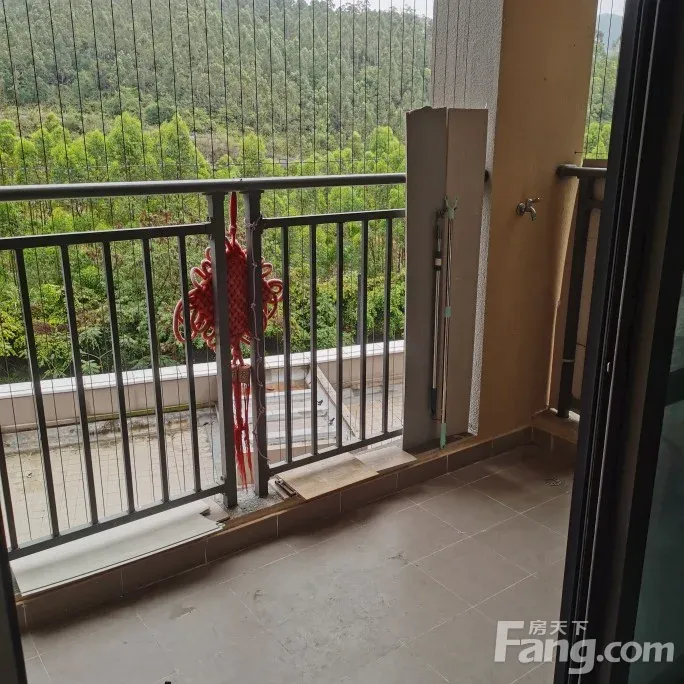 雅居乐花园3室2厅东南朝向 业主直租随时入住