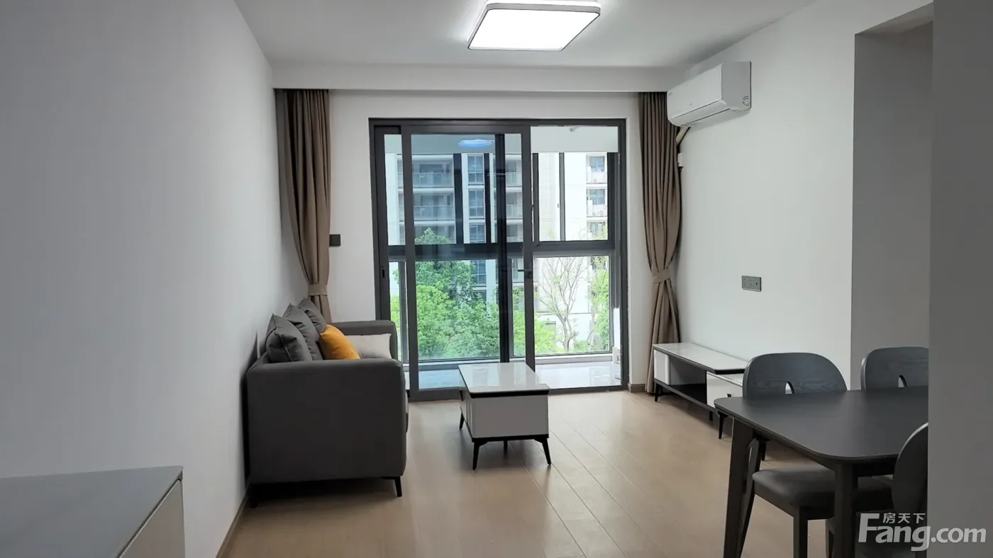 奉化城区荣安林语春风89.63平方米 3室1厅1卫