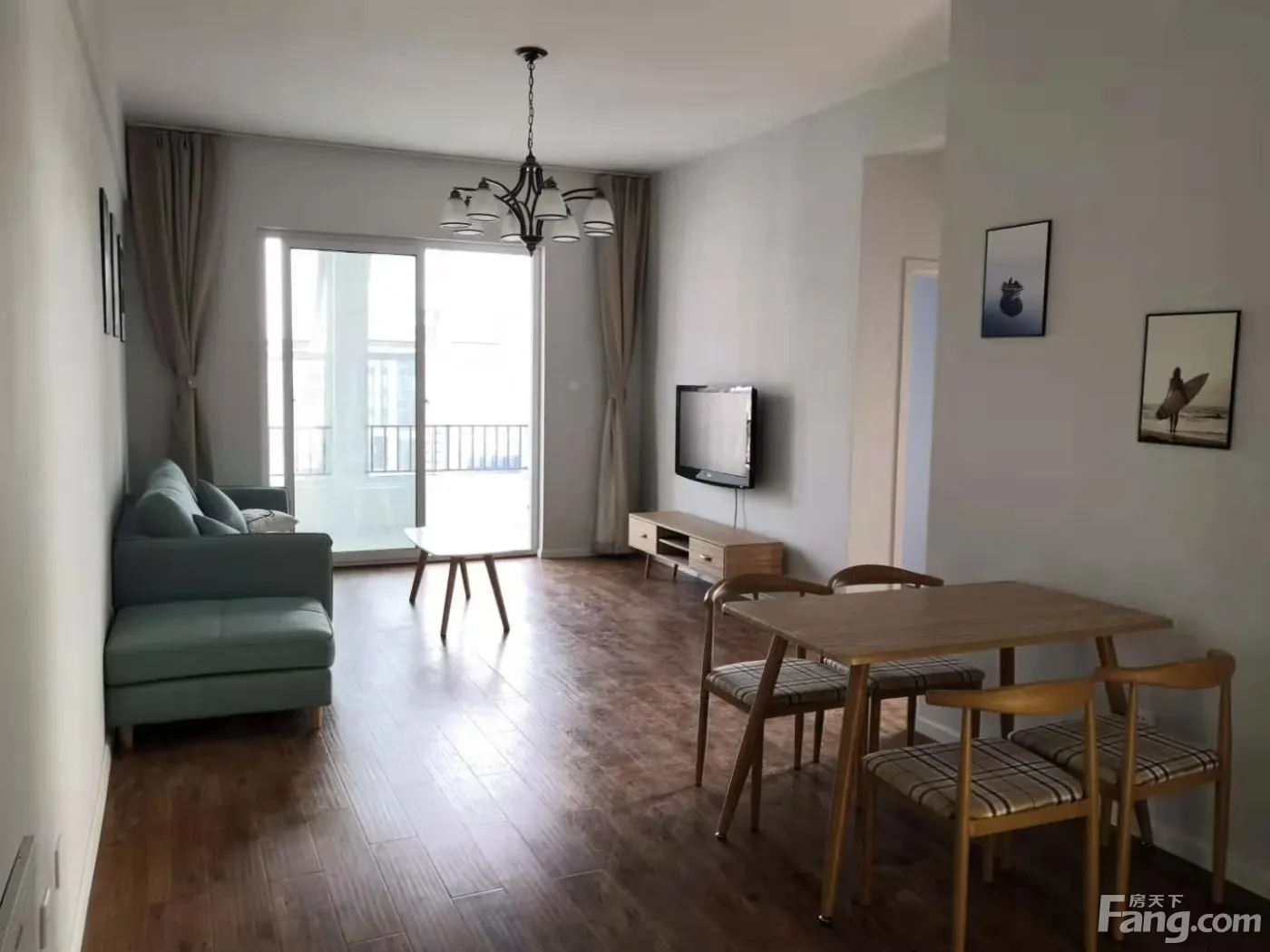 天府新区华阳蜀南春郡大源里 3室2厅 99.6㎡ 2900元