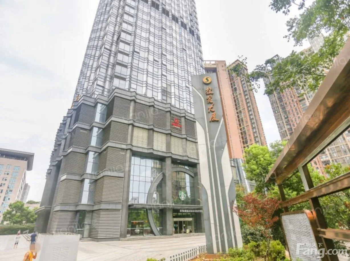 东湖阳明东路央央春天 1室1厅 62.74㎡ 2100元/月