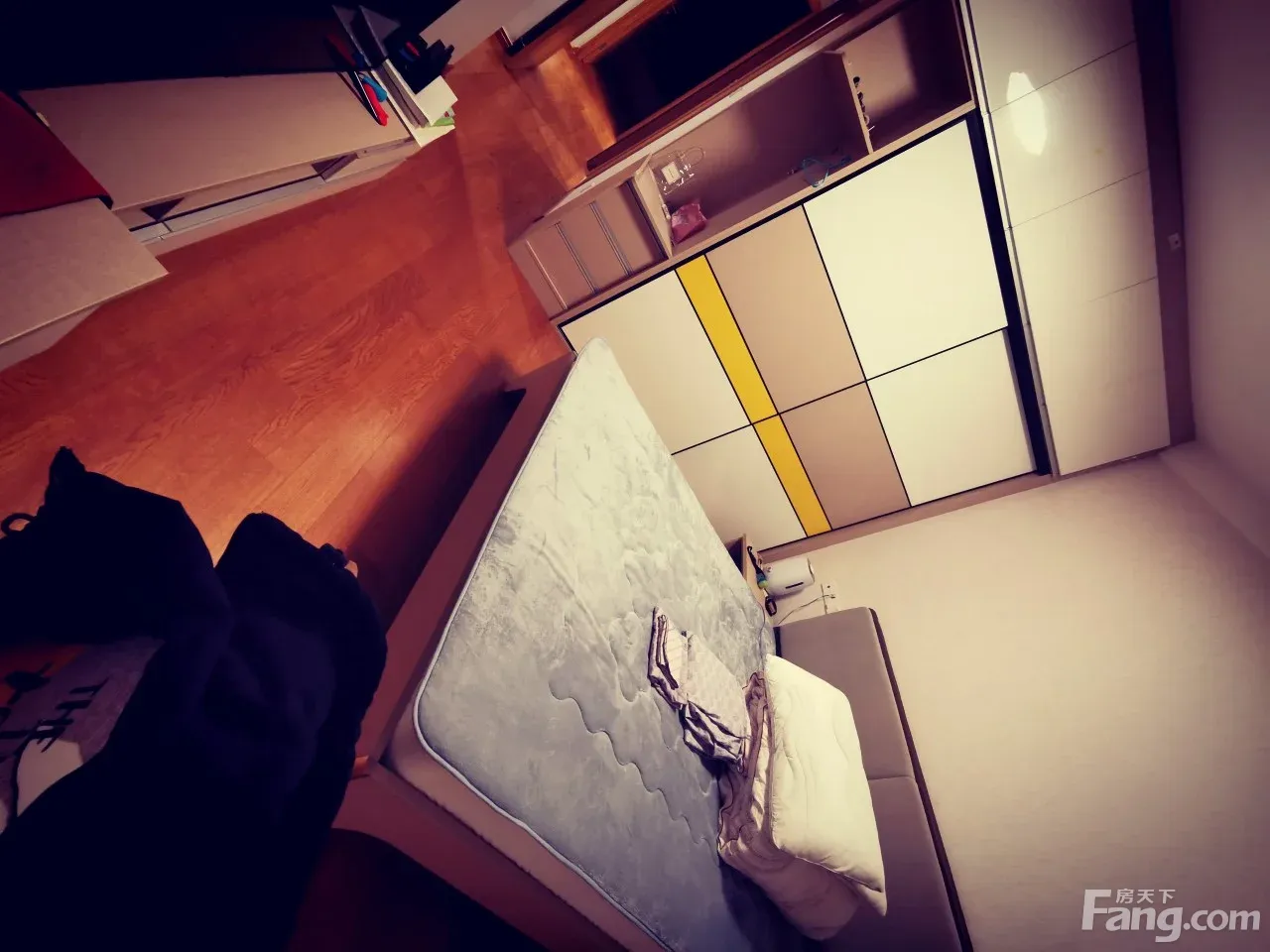 鄞州科技园区招商雍景湾(御江花苑) 4室2厅 128㎡ 48