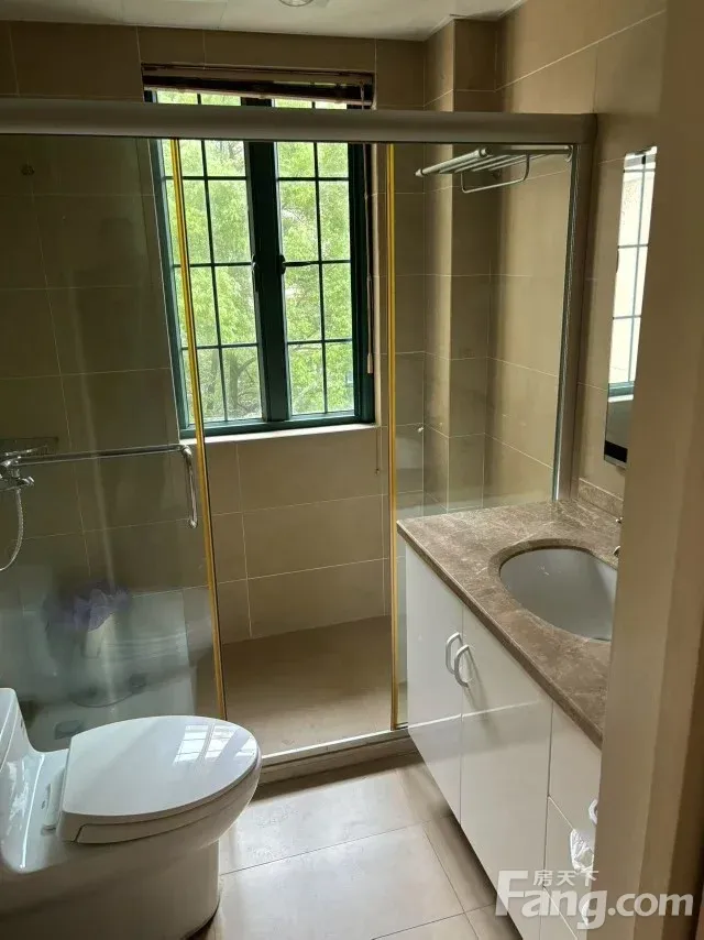 海曙青林湾东区 3室2厅 121㎡ 4000元/月