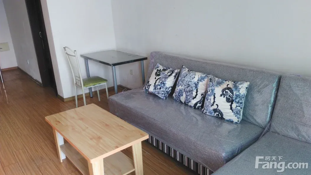 锦江三圣乡锦江城市花园一期 2室1厅 78.37㎡ 2150