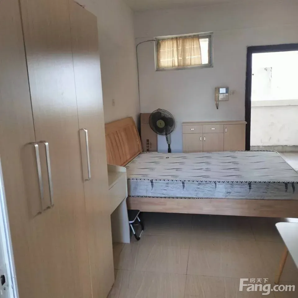 新罗区西城龙兴大厦 1室1厅 26㎡ 600元/月