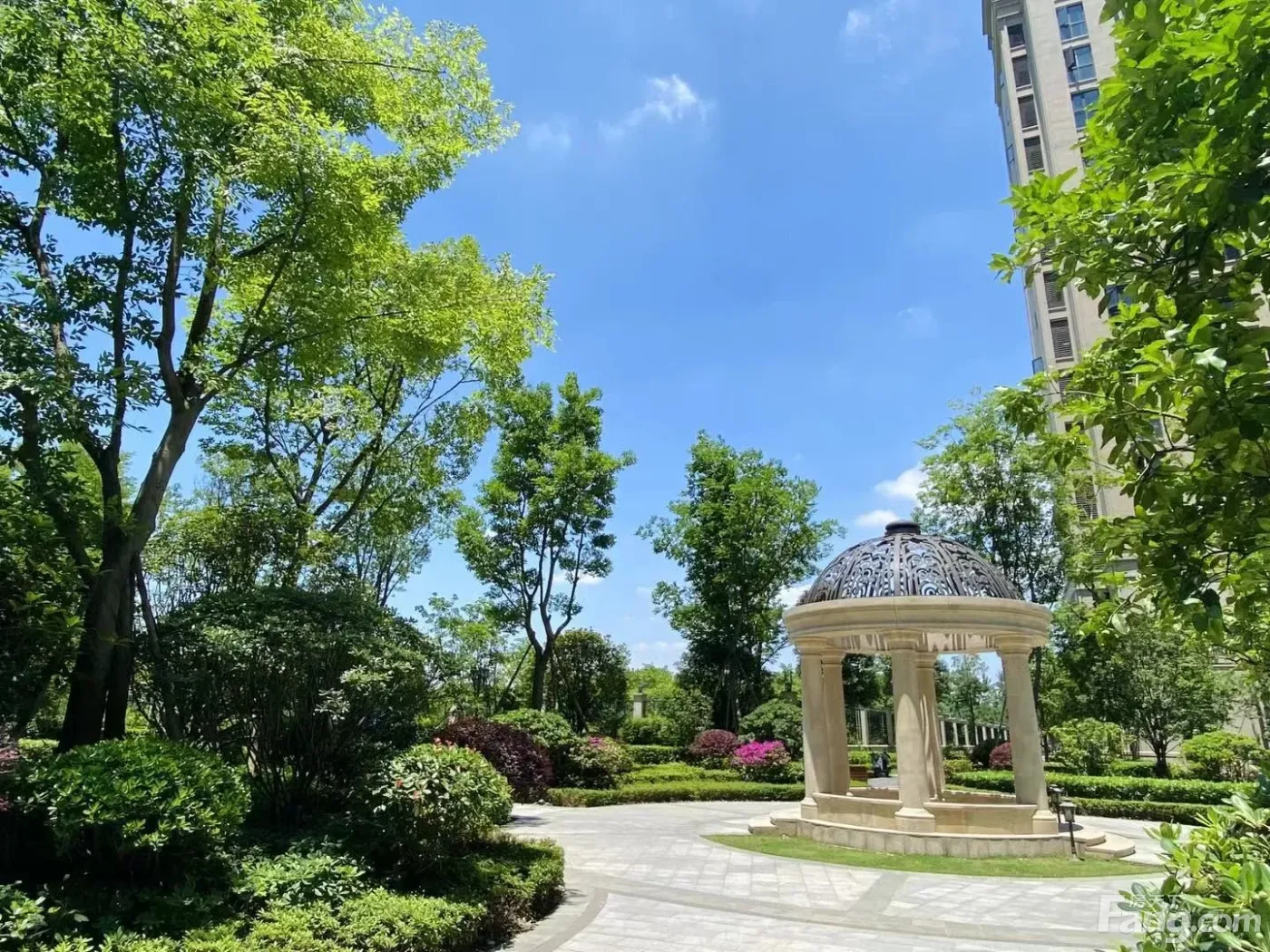 双流机场路葛洲坝紫郡兰园 4室2厅 116㎡ 3500元/月