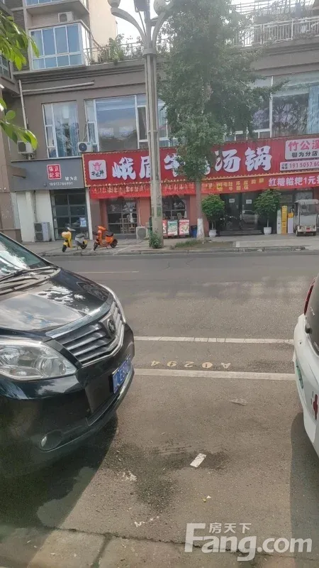 高新大源蜀都中心一期 3室1厅 89㎡ 3300元/月