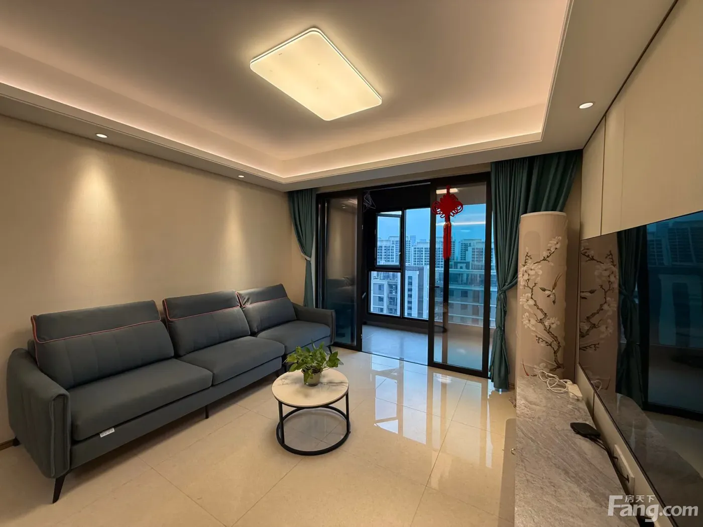 天府新区怡心湖天湖湾 3室2厅 117㎡ 3600元/月