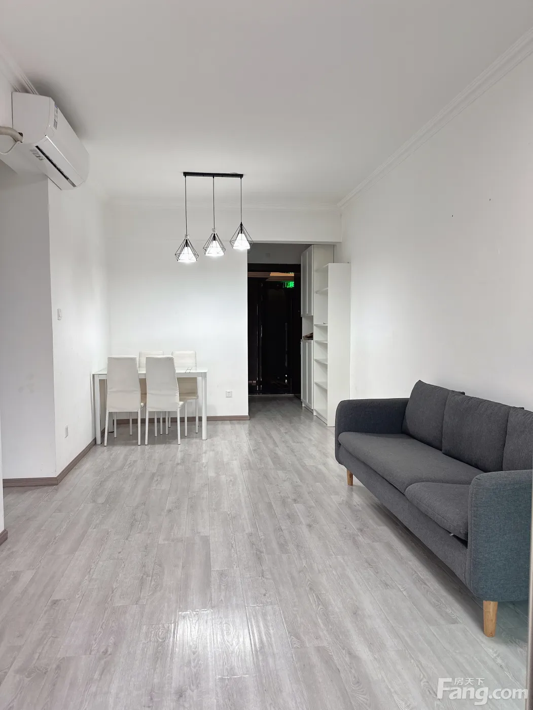 高新市一医院南城都汇六期70.33平方米 2室2厅1卫