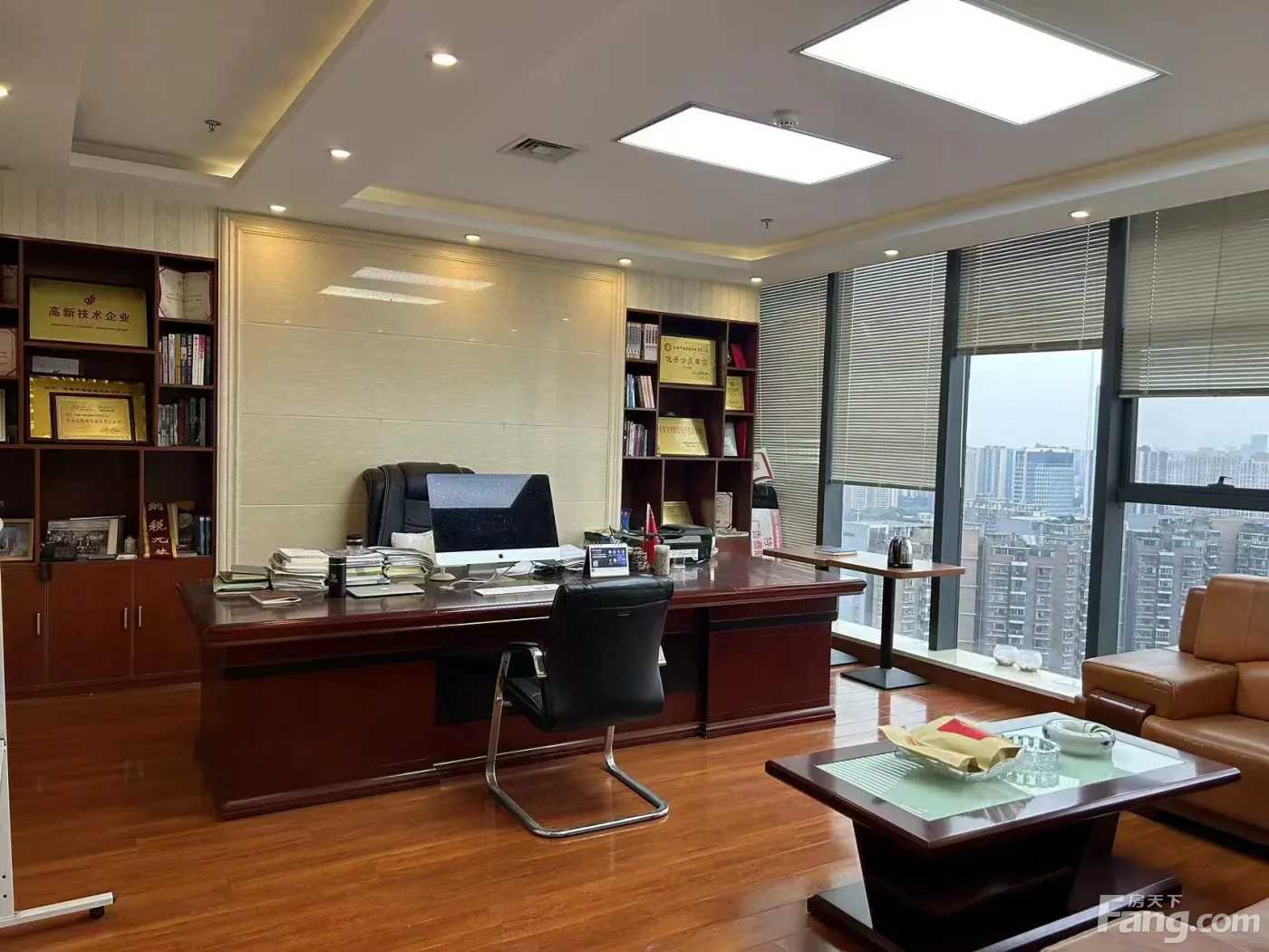 出租成华区5A国际甲级写字楼豪装高楼层
