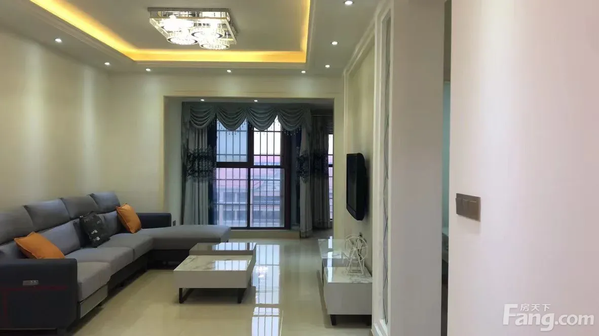 东坡鹭湖国际83平方米 2室2厅1卫