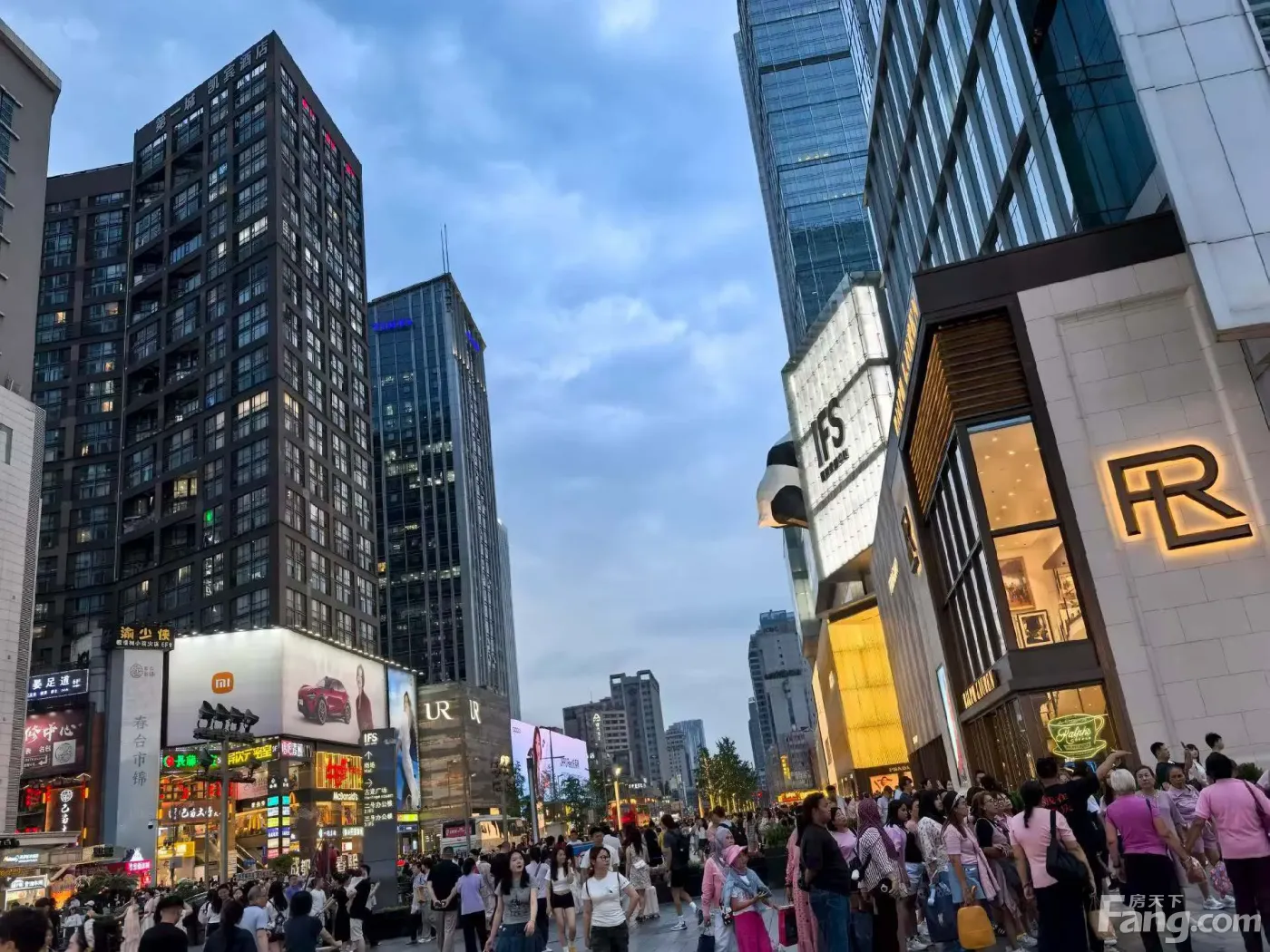 成都市锦江区春熙路IFS第一城房东直租