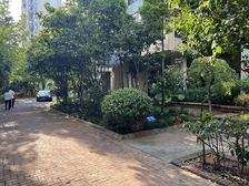 愉景湾西域3室2厅2卫南北朝向105.00万元出售