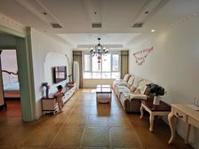 ¿ÐýµÛ¾°3ÊÒ2Ìü1ÎÀÄϱ±³¯Ïò55.80ÍòÔª³öÊÛ