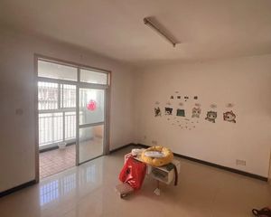 龙门路经济适用房2室1厅1卫南北朝向40.00万元出售