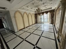 花园广场4室2厅2卫南北朝向79.00万元出售