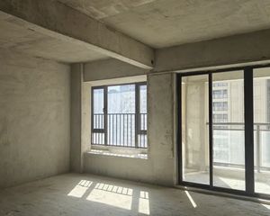 金紫名邦花园3室2厅2卫南朝向140.00万元出售