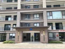 江阴市 江阴天安城市花园 8室3厅 260.00㎡ 199万