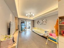 香岸华庭3室2厅2卫南朝向146.00万元出售