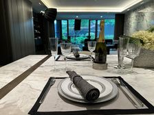 绿城东投·凤鸣云翠4室2厅4卫南北朝向1290.00万元出售