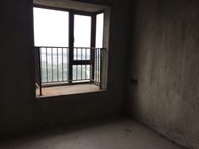 送车位,19/34楼,3室2厅2卫2台 ,南北通透