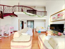 经开 第六大街76号复式 5室3厅双卫四阳台