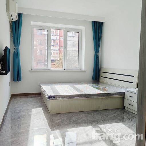 ÉòºÓÎå°®µØÇøºì½íÐ¡Çø45ƽ·½Ã× 1ÊÒ1Ìü1ÎÀ