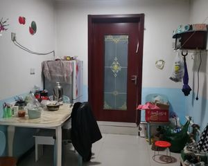 竞秀 富景蓝湾b区 2室2厅