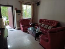 海曙近火车站 京华苑 4室2厅3卫别墅带车库有花园阁楼地下室