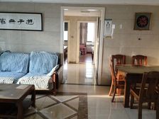 南向三房,高铁新城圆融广场126平,精装修。