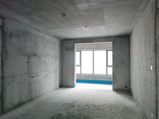 送车位东区光明嘉苑现房有证可贷款好楼层房东直售契税满二年