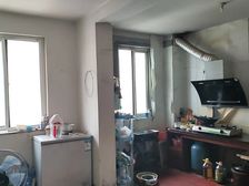毛坯三房有事寄卖,南北通透,142.18平,江浦街道杨柳新村