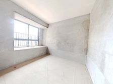 华美翡丽山4室1厅2卫东朝向165.00万元出售