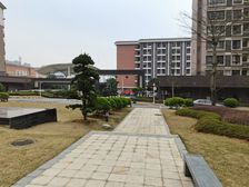 三中路163平四居室 南北通透大户型仅66万