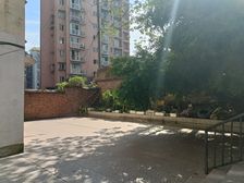 带100平院坝,免费停车方便