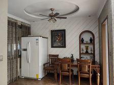 个人一手房源,诚意降价出售,附带八忠纸标。