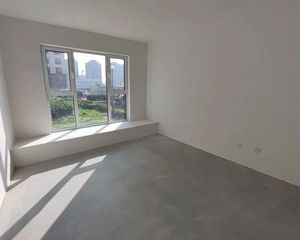 高新北大三室双卫h户型,一楼带院送负一层