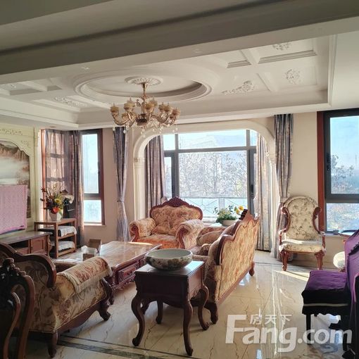 路南南湖仁恒金沙府400平方米 7室3厅5卫