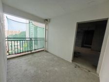 房东直售 贵大南苑3室带双阳台 带子母车位 近公园近地铁