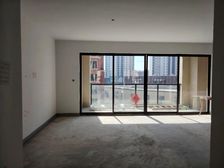 广信 上饶绿地城 4室2厅