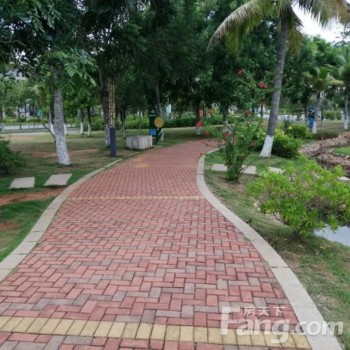 昌江润龙广场 3室2厅 110㎡ 1600元/月