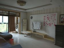 西湖 皇冠国际 4室2厅