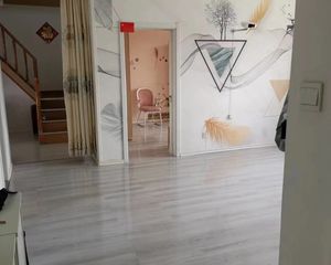 龙凤 湖滨教师花园 5室2厅