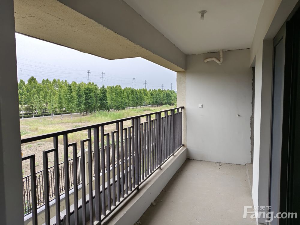 谯城区 绿地翠峰公馆B区 3室2厅送车位,房东直卖