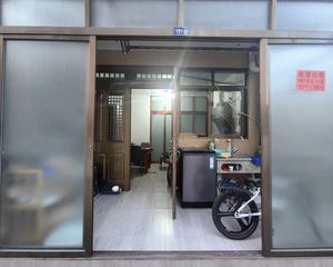 苍南府后小区边间急售 1室1厅 有证 出行方便 近外国语